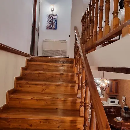 Bezhani Villa Golem (Tirana)