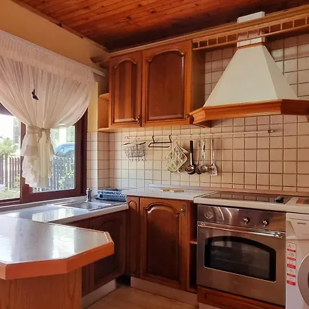 Bezhani Villa Golem (Tirana)