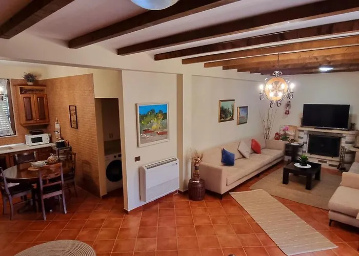 别墅 Bezhani 格勒姆