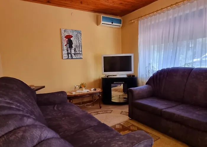 Bezhani 别墅 格勒姆